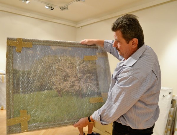 Megérkeztek Szinyei Merse Pál festményei a Jósa András Múzeumba – Hamarosan nyit a tárlat