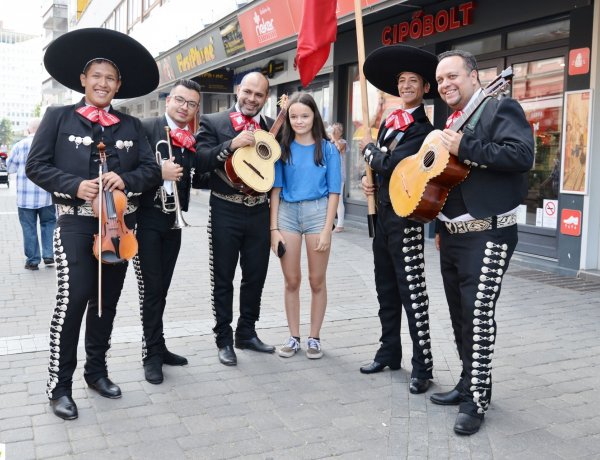 Táncolj Nyíregyháza! - A Kossuth téren tartottak táncházat  