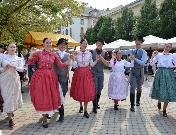 FesztiválNapló 2.rész -Élje át újra a 9. Nyírség Nemzetközi Néptáncfesztiválon történteket