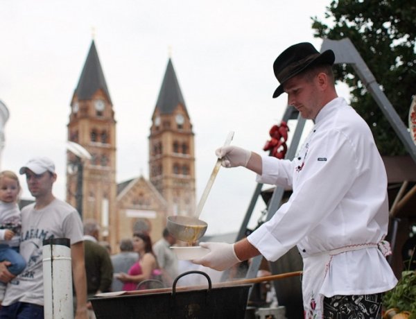 Tirpák Fesztivál 2019 - népi ízek találkozója, főzőshow, színpadi programok