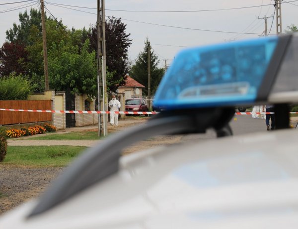 Interjúk az orosi kettős gyilkosság helyszínén! Két férfi, apa és fia vesztette életét! 