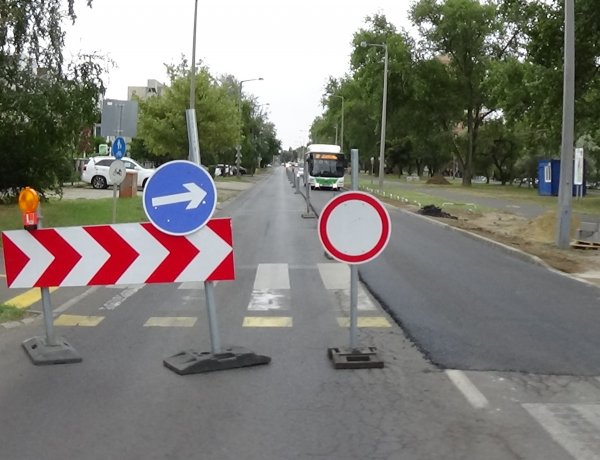 Helyszíni fotók és friss információk a Korányi Frigyes utca felújítási munkálatairól