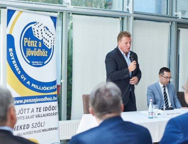 Álláskereső vállalkozók – A Centrál Hotelben tartották a nyitórendezvényt