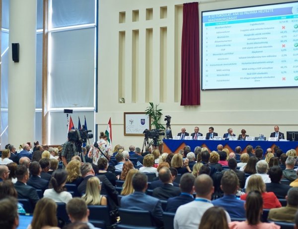 57. Közgazdász-vándorgyűlés – A legrangosabb közgazdászok randevúznak Nyíregyházán!