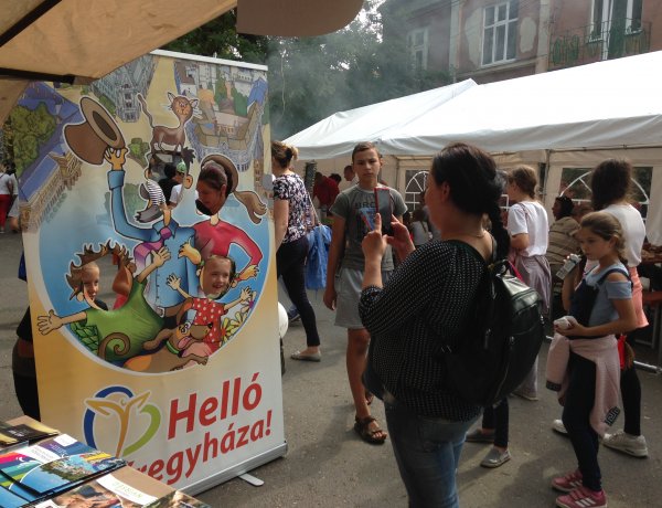 Nyíregyháza egy időben keleten és nyugaton – hUNGary Fest és Düsseldorfi Magyar Napok