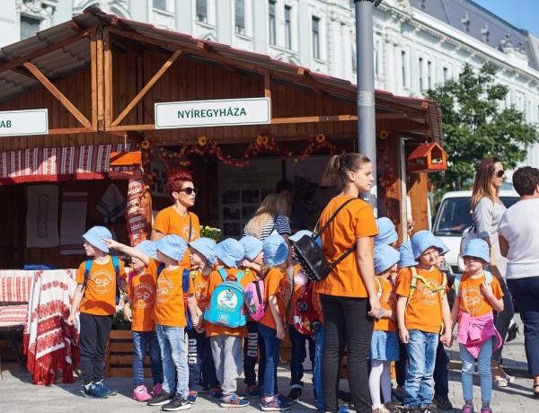 Értéket teremt a közfoglalkoztatás – Kiállítást és vásárt tartottak a Kossuth téren