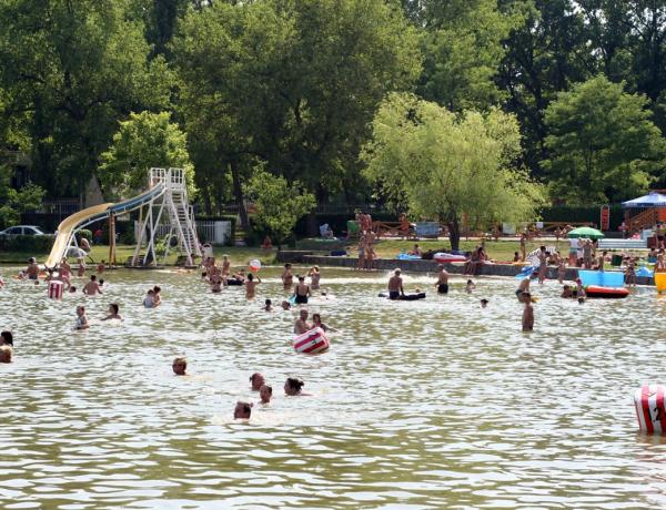 Rekordot dönthet idén a Tófürdő látogatottsága, szeptember 15-ig még nyitva!