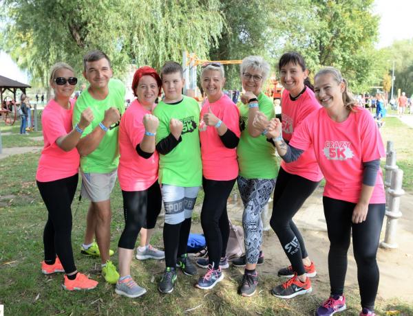 Több ezren futottak a Crazy5K versenyen Nyíregyházán - Itt vannak a legjobb pillanatok