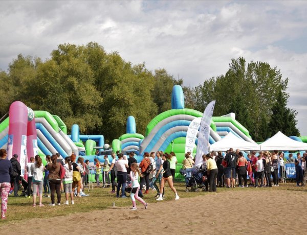 Több ezren futottak együtt a Bujtoson – Hétvégén tartották a Crazy 5K futást