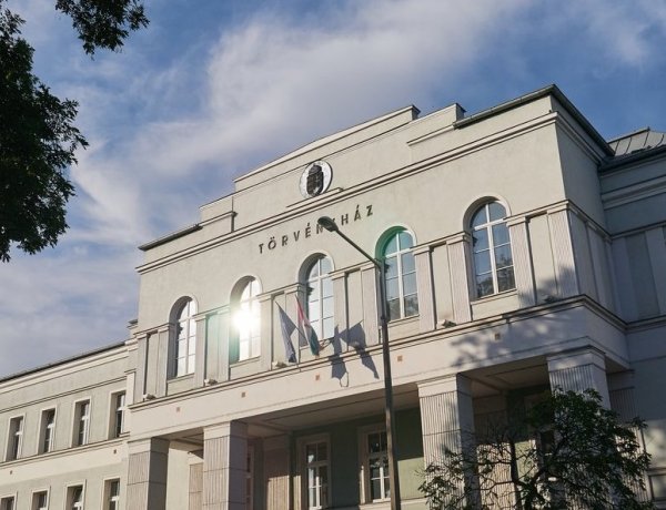 A város eddigi 47 értéke közé került a Nyíregyházi Törvényszék épülete