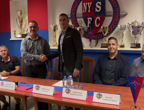 Együttműködési megállapodás - szerződést kötött a két nyíregyházi fociklub