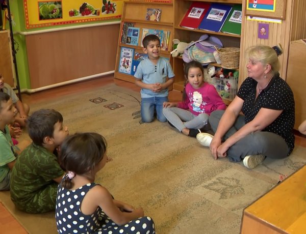 Iskola-előkészítő foglalkozásokat is tartanak a Közösen a Kiútért című projekt keretében