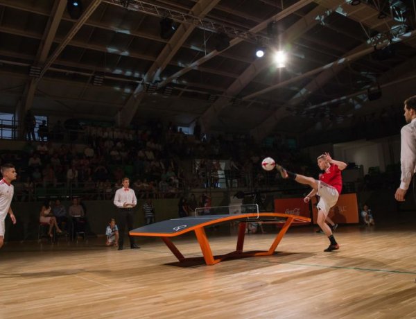 Teqball All Stars – A legendák összecsapása Nyíregyházán, a Continental Arénában