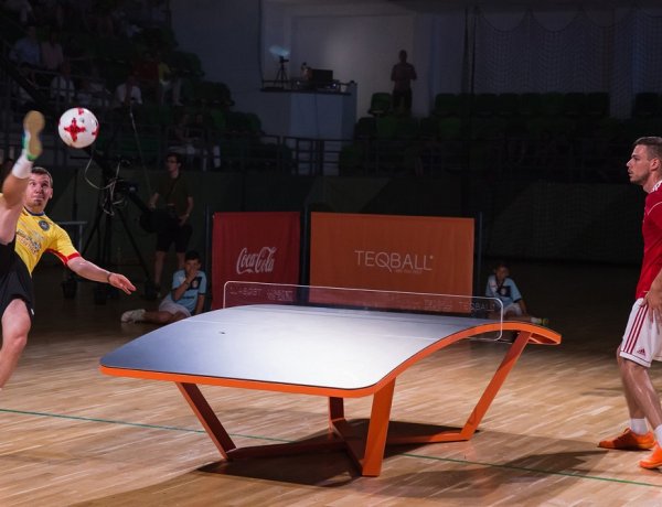 Teqball All Stars Nyíregyháza - Sztárvendégek: Puyol és Cafu 