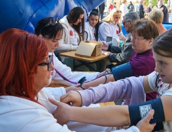 Szívünkről szívesen szakemberektől – Ingyenes szűrésekkel várják az érdeklődőket