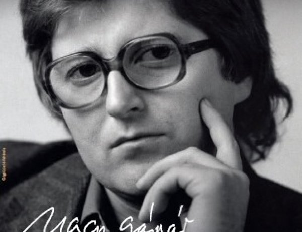 Országos Könyvtári Napok - „Arccal az égnek" című irodalmi délután