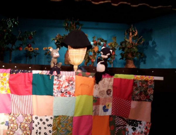 A Burattino Bábszínház előadásai októberben is várják a családokat