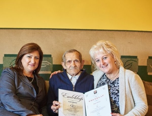 Városunk szépkorú polgárát, Papp Mihályt köszöntötték az Idősek Világnapján