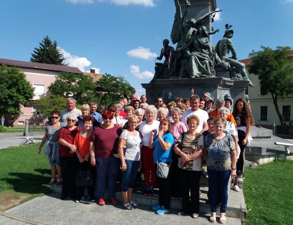 Aradon és Nagyszalontán járt a Generációk Mandabokori Szociális és Kulturális Egyesülete