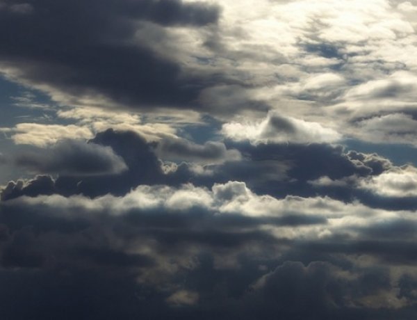 Borús idő várható az első októberi hétvégén – Záporokra számíthatunk országszerte