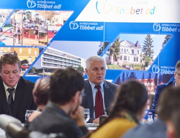 Értékelőt tartottak – Már csak 3 munkanap van hátra a 2014-19-es önkormányzati ciklusból!