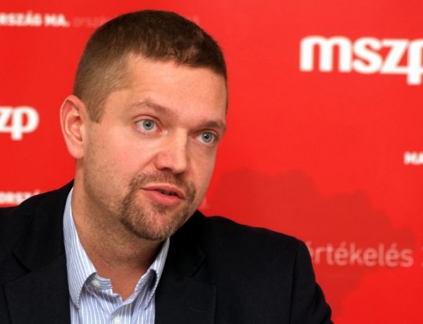 Lesznek közvetlen európai uniós források az általuk megfogalmazott célokra az MSZP szerint