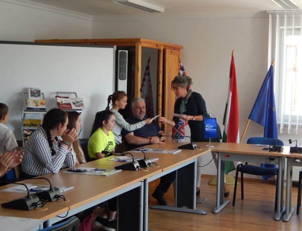 Általános iskolások rajzolták le, hogyan látják a megyénkben történt fejlesztéseket