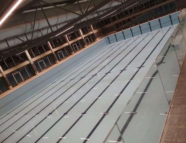 A medencék már készen - a végéhez közeledik az uszoda építése