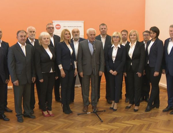 Eredményes, nyugodt kampányt zárt a FIDESZ-KDNP, melynek fedezete az elmúlt kilenc év