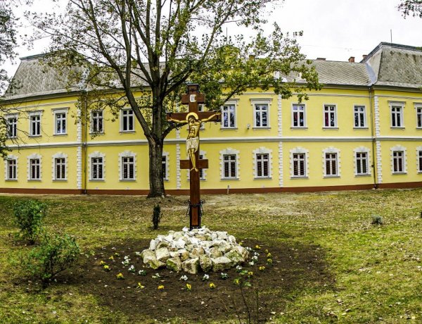 Elkészült a Sója Miklós Görögkatolikus Általános Iskola épülete 