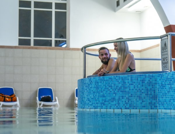 Újra csobbanhatunk a Hotel Fürdőházban! – Kényelmi és technikai fejlesztések