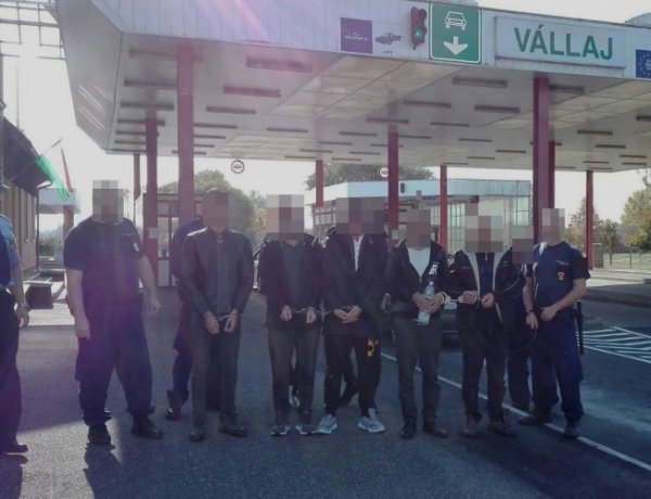 Átadták a török határsértőket a román hatóságoknak – Illegálisan lépték át az országhatárt