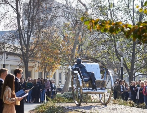 A városunkban 141 éve született írófejedelemre, Krúdy Gyulára emlékeztek pénteken