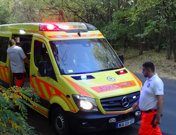 Baleset történt hétfő délután Nagykálló és Nyíregyháza között, kórházban a két sofőr