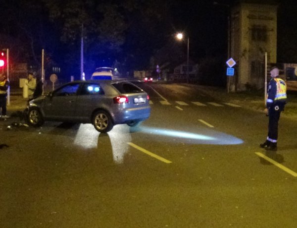 Egy személy megsérült a csütörtök esti Család utcai balesetben