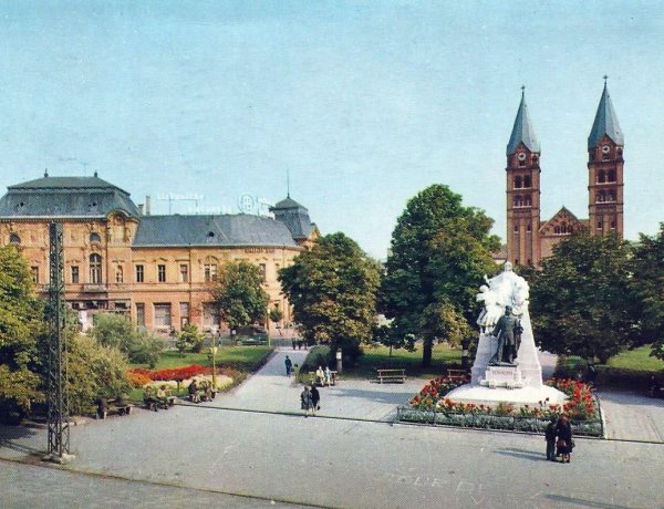 Retró Nyíregyháza sorozat 9. rész - A Kossuth tér 1966-ban  