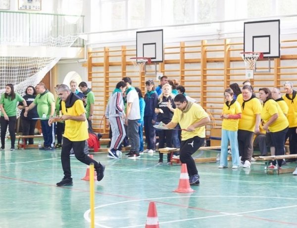 Élj a mának! – Közel száz résztvevő érkezett a nyírszőlősi iskolába