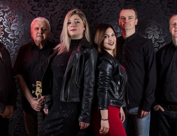 Rocktörténeti utazás a Rockwise zenekarral a Városmajori Művelődési Házban