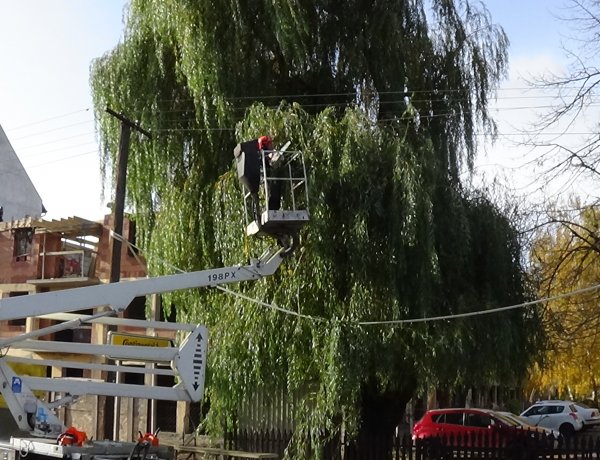 Munkálatokat végeznek az E.ON és a NYÍRVV munkatársai szerte a városban