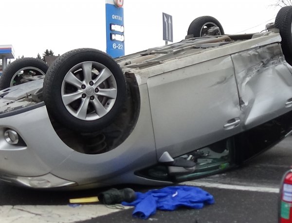 Megrázó fotók a Nyírpazonyban történt balesetről  – Egy személy megsérült