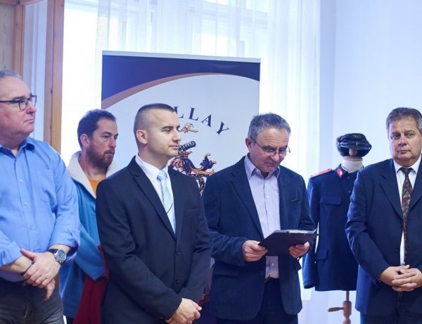 Keskeny nyomtáv, széles mosoly – Egyedülálló kiállítás nyílt a Kállay Gyűjteményben