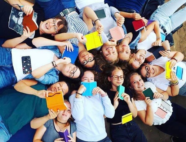 Már automatából is vásárolhatunk könyvet a belvárosban - Aktívak a nyíregyháziak