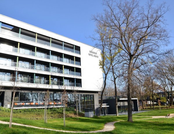 Hunguest Hotel Sóstó – Vendégfogadás több ezer négyzetméteren