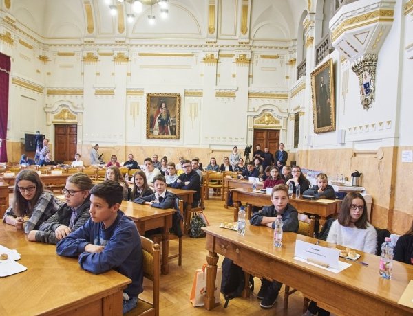 Környezetvédelmi vetélkedő: a parlagfű magja akár 40 évig is csíraképes marad!