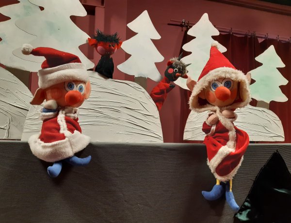 Mikulás furfangja – A  miskolci Csodamalom Bábszínház produkciója a Művész Stúdióban
