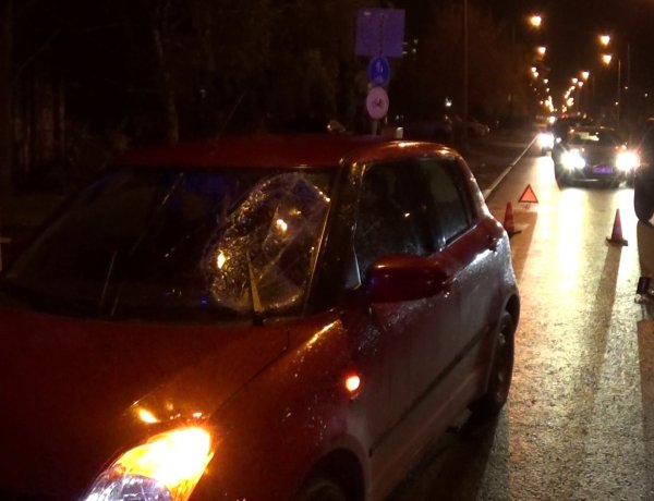 Gyalogost gázoltak a Korányin, kórházba szállították a sérültet