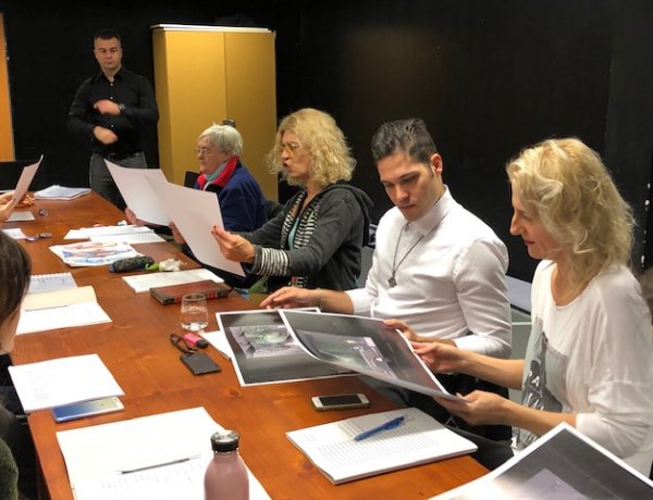 Elkezdődtek az Ezeregyéjszaka olvasópróbái, Szalay Bence ismét nyíregyházi színpadon