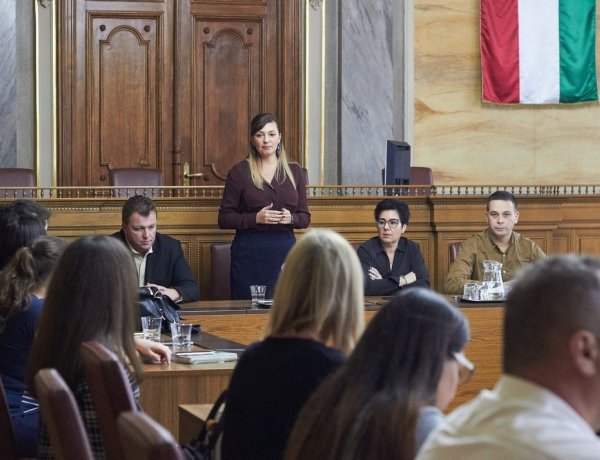 Nyíregyházi Ifjúsági Kerekasztal – Tisztújítás, elnökségi választás