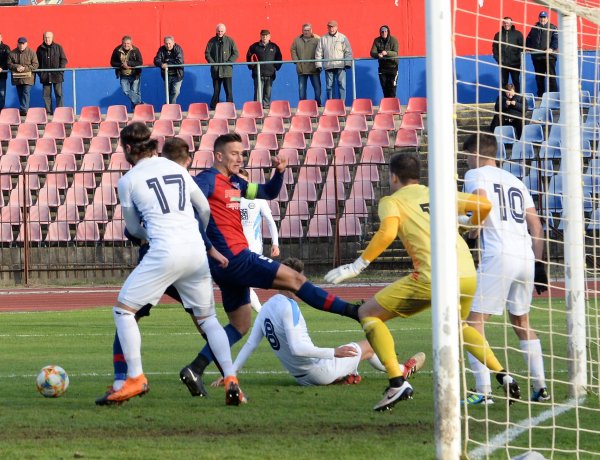 Negyedszer is győzelem - a harmadik helyezett ellen is nyert a Szpari