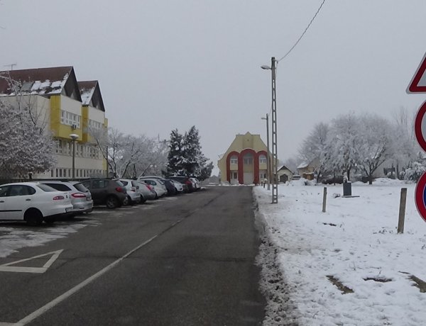 Az Alma, Bóbita és Bazsalikom utcán továbbra is 30 km-es sebességkorlátozás van érvényben